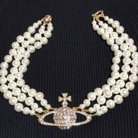 Vivienne Westwood Three Tier Pearl 